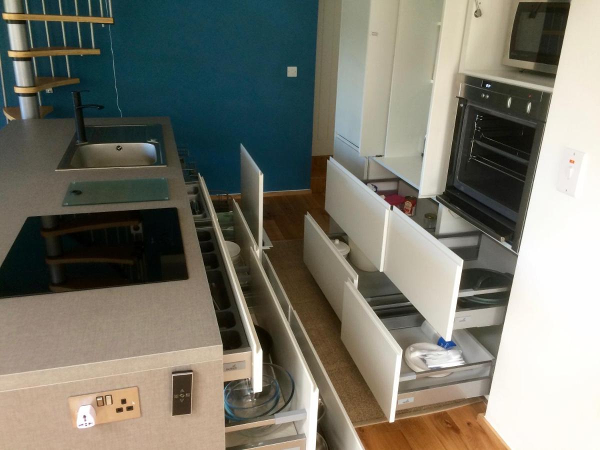 Spacious Contemporary Chalet Type Apartment. Galway Extérieur photo