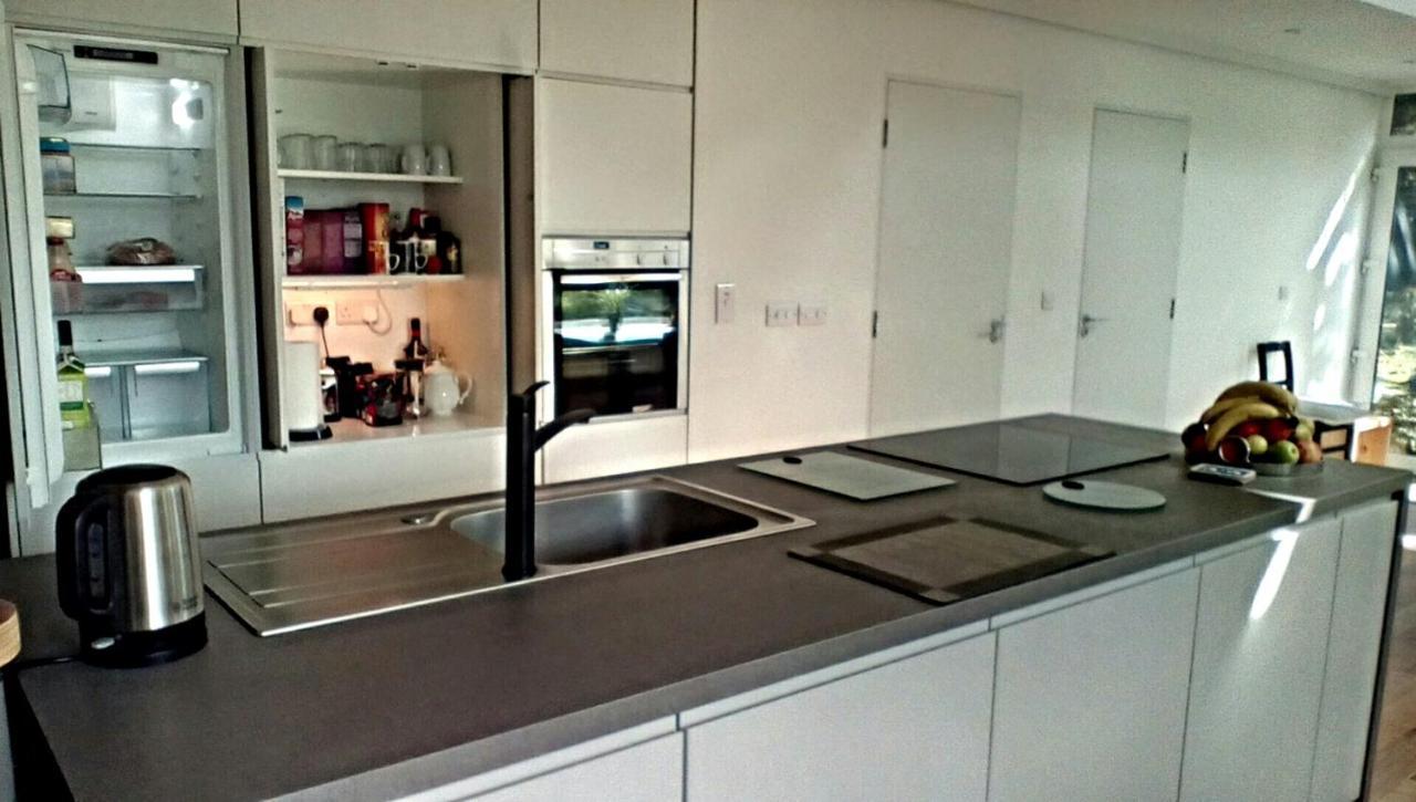 Spacious Contemporary Chalet Type Apartment. Galway Extérieur photo